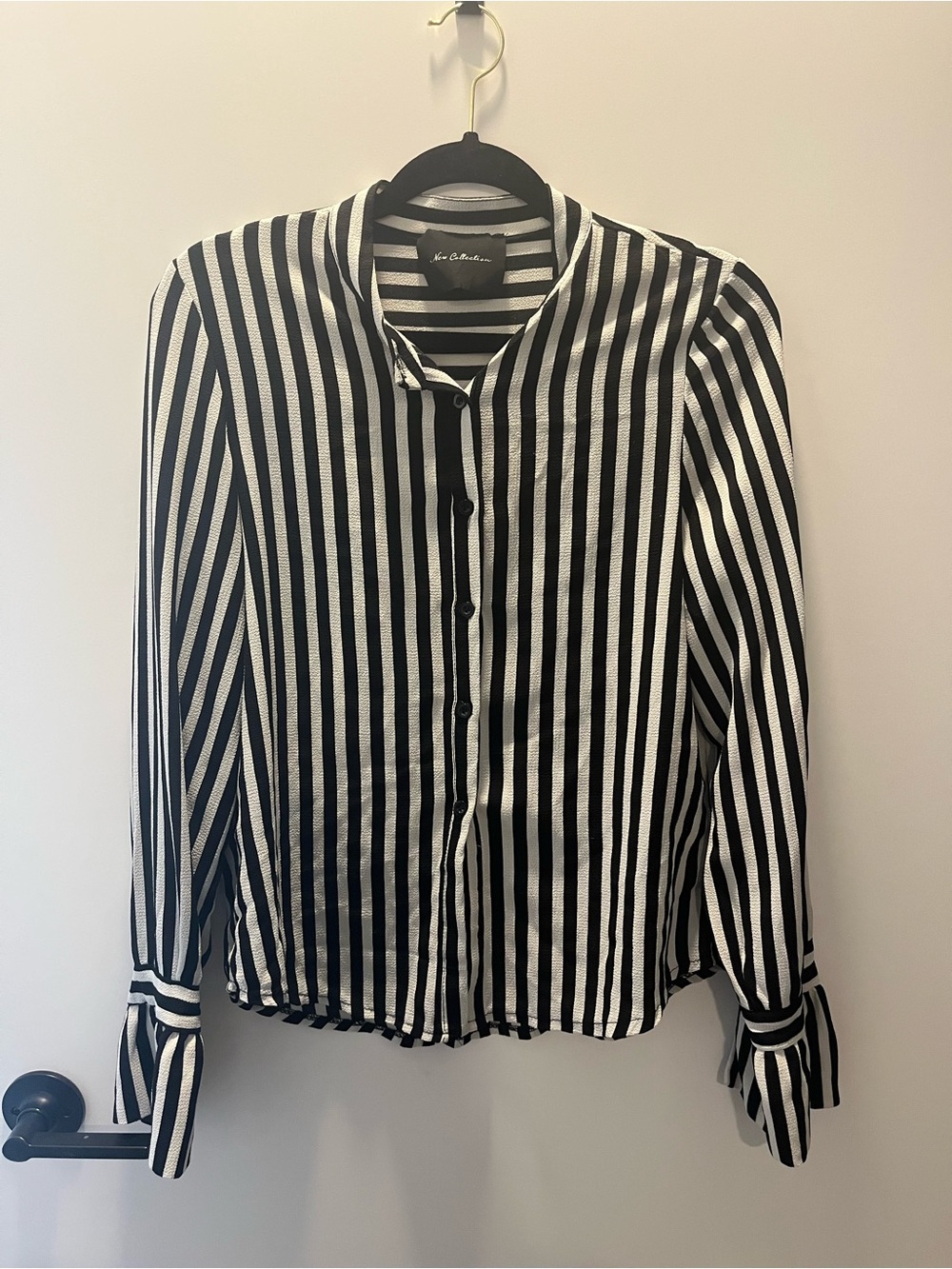 New Collection Black & White Stripe Long-Sleeve Shirt